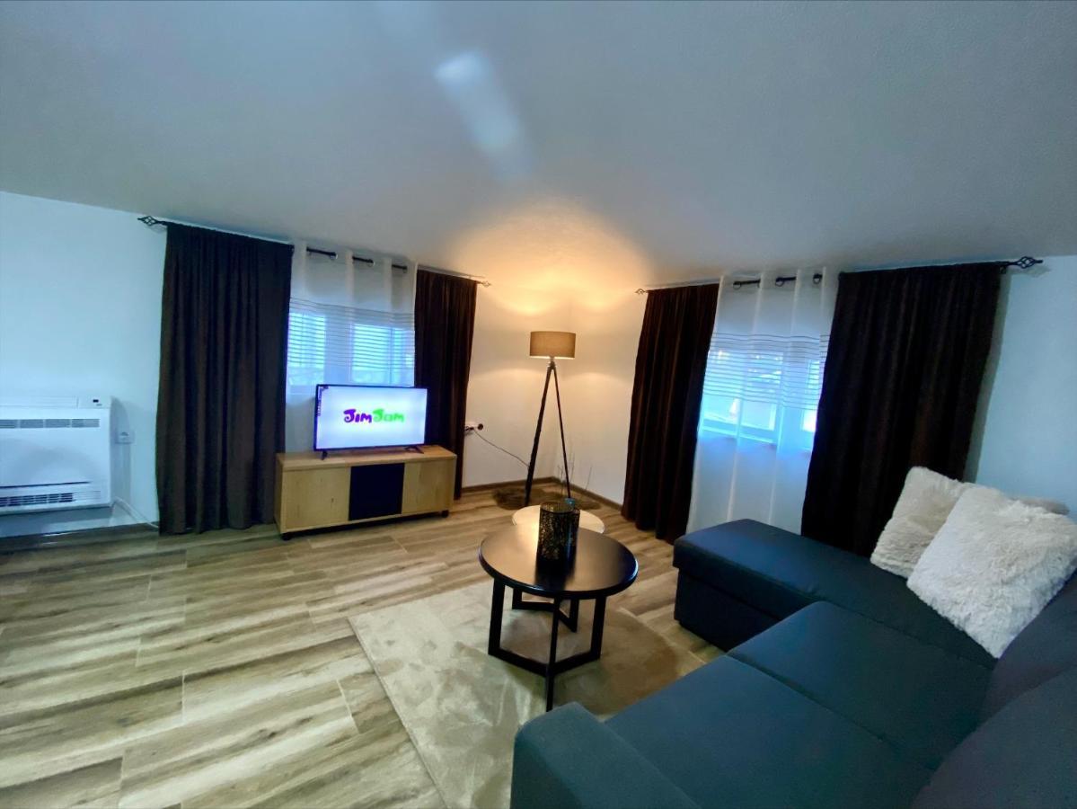 Clarina All Seasons Rooms & Apartments Крушево Екстер'єр фото